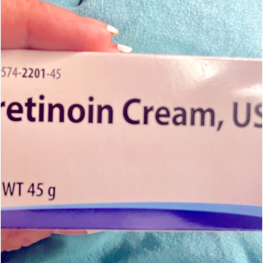 Vitamin A, hey Siri retina A, retinoid. NWT, NIB sealed 45 grams or 1.59 ounces